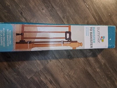 Summer Banister to Banister Universal Gate with mounting kit  - Image 1 of 4