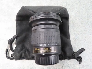 Nikon AF-P DX NIKKOR Objektiv 10–20 mm f/4,5–5,6 G VR - Bild 1 von 3