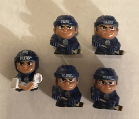 NHL Teenymates 1” Edmonton Oilers Lot of 5 Figures - 4 Skaters, 1 Goalie Cover