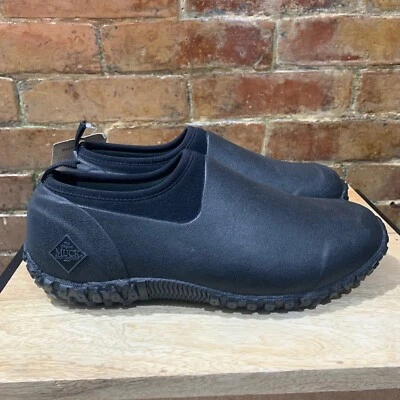 ¡NUEVO! Zapatos negros informales sin cordones bajos Muck Boot Muckster II para hombre talla 8 Foto 1 de 4