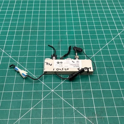 96-03 BMW E39 540i SEDAN RADIO AM FM ANTENNA AMPLIFIER 8380686 OEM - Image 1 of 4