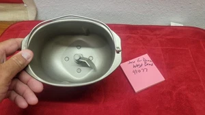 West Bend Just For Dinner Bread Maker 41077 Replacement Loaf Pan & Paddle - Picture 1 of 3