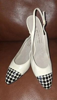 Vintage Bruno Magli Ivory Black Checkered Woman’s Leather Shoes Size 9.5AA - Image 1 of 4