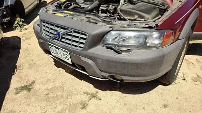 2001-2007 Volvo V70 Xc Front Bumper Cover Assembly Oem 86205812 - Изображение 1 из 4
