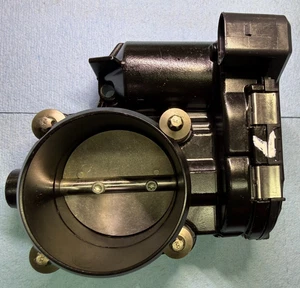 SeaDoo RXT-X GTX 130, 215 IS RXP-X GTR RXP GT RXT intake throttle body 280750505 - Bild 1 von 9