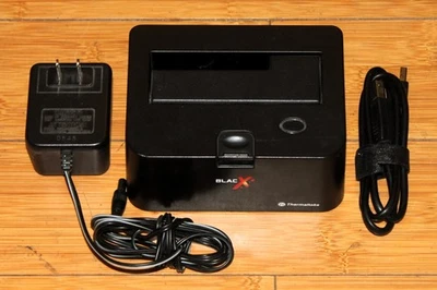 Thermaltake BlacX ST0005U 2.5”x3.5” eSATA & USB Hard Drive Dock - Image 1 of 4