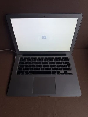 Apple MacBook Air A1369 i5 1,70GHz 4GB 128GB SSD 2011 - Bild 1 von 4