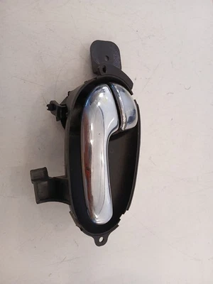 Manija de puerta interior delantera o trasera del lado del conductor GMC Envoy 02-09 #11 Foto 1 de 4