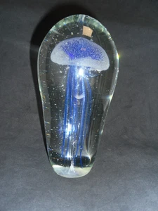 Hand Blown Glass Jelly Fish Paperweight - Picture 1 of 6