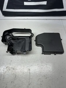 ECU ECM Engine Computer Housing Box Audi A6 S6 A4 S4 B5 C5 - 8D1 907 355 B - Picture 1 of 20