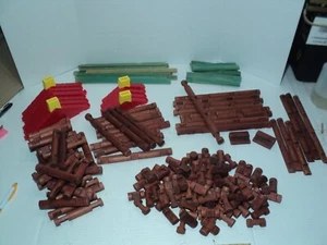 Vintage Large Lot Of 326 Wooden Lincoln Logs - Picture 1 of 12