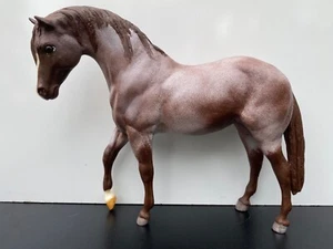 Breyer 2025 Custom Traditional Legionario Mold to Red Roan! - Bild 1 von 4