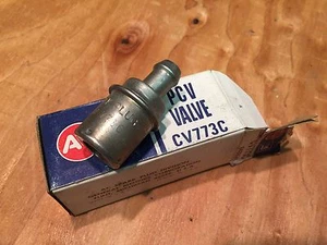 73 74 FORD GRAN TORINO 71 72 73 MUSTANG NOS PCV VALVE CV773C 6488041  - Picture 1 of 1