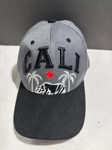 Gorra de bola ajustable California CALI Bear & Palm Trees gris negro - Imagen 1 de 6