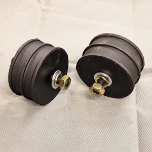 Range Rover Engine Mounting Rubbers - (ANR1808) STC434 x 2 - Picture 1 of 8