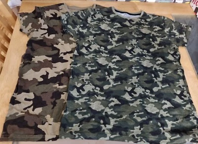 BOY'S 2 CAMOUFLAGE  T-SHIRTS  SIZE 12-13 YEARS PRIMARK - Image 1 of 4