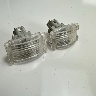 Conjunto de luces de matrícula OEM para Mazda5 y Mazda CX-9 2009 Foto 1 de 4