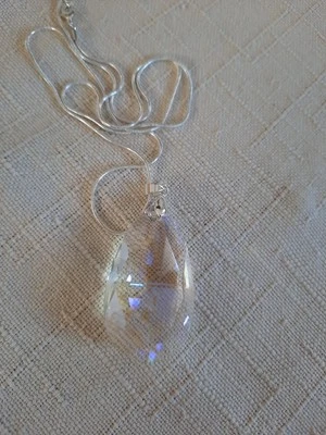 Kristall Anhänger  5cm  lang,3cm breit , 60 cm langer Kette,Silber? Keine Punze  - Bild 1 von 4
