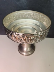 Fruttiera grande ornata placcata argento vintage - Foto 1 di 8