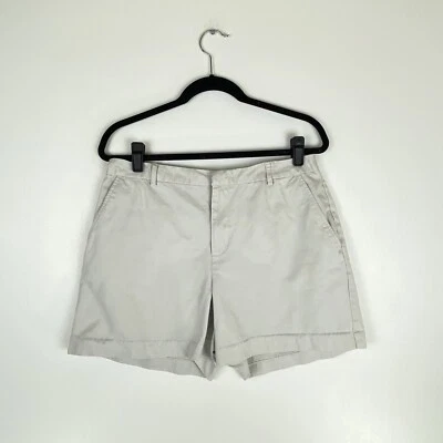 OLD NAVY Mujeres 12 Caqui Claro Beige Chino Preppy Informal Pantalones Cortos Bolsillos 5” Entrepierna Foto 1 de 4