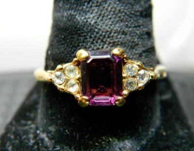 BEAUTIFUL PURPLE ladies ring Size 9.75 - Image 1 of 3