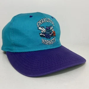 Cappello Berretto Vintage Charlotte Hornets Snapback anni 90 LOGO 7 Concorrente Licenza NBA - Foto 1 di 15