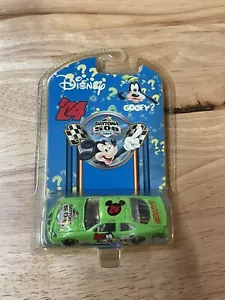 2004 Disney Daytona 500 1:64 NASCAR Diecast Goofy Car. - Picture 1 of 2