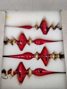 Gump's Red Glass Finial Style Christmas Ornaments - Set of 4 - New in Box - Picture 1 of 3