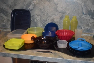 Tupperware Konvolut Einzelstücke Brotmax Microschüssel Vesperbox uvm. - Bild 1 von 4