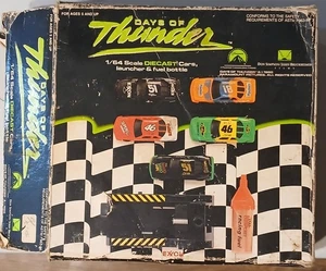 Days Of Thunder 1/64 Rennwagen Set mit Launcher - Bild 1 von 2