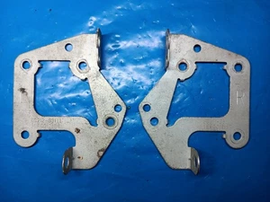 89-95 Toyota Pickup Truck 4Runner SR5 Radio Mounting Brackets Mounts LH RH OEM - Foto 1 di 4