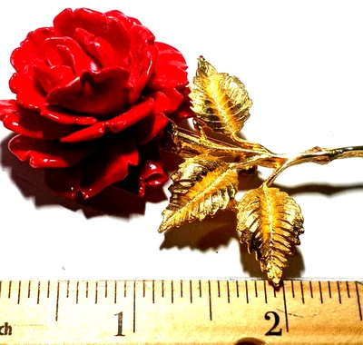 Broche Vintage Color Dorado y Rojo Acrílico Rosa 3" Foto 1 de 4