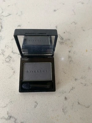 Sombra de ojos Givenchy Shadow Show color único - 03 gris elegante Foto 1 de 3