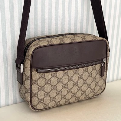 ​GUCCI 114291 GG Supreme Canvas Beige PVC Crossbody Unisex Shoulder Bag​ Damaged - Image 1 of 4