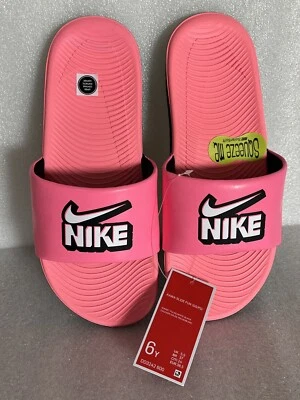 Sandalias Nike Kawa Big Kids Slides 6Y Sunset Pulse blancas negras Nike Niños Sandalias Foto 1 de 4