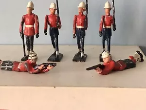 vintage lead soldiers Britains? 6 Pieces. - Picture 1 of 5