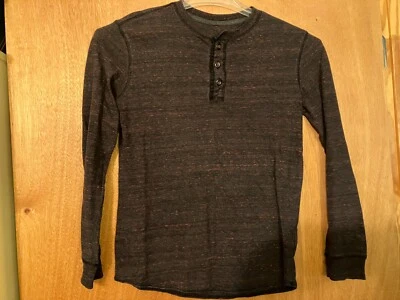 Boy's Old Navy Red Heathered Henley Long Sleeve Size Large 10/12 - Image 1 of 3