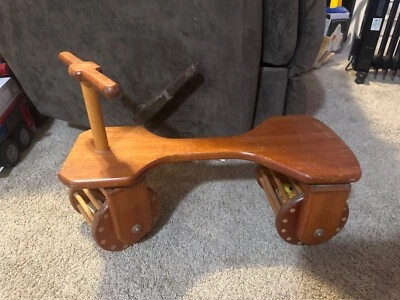 De colección Niños Triciclo Bicicleta Scooter Barril Radios Ruedas con Bolas Hecho a Mano Foto 1 de 4