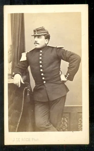 CDV J.Le Roch à Saumur MILITAIRE Officier de Cavalerie Vintage print c.1868/70 - Imagen 1 de 2