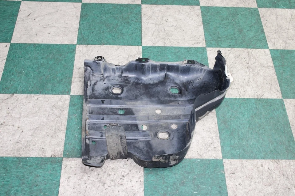 10-24 4 Runner Gas Fuel Tank Reservoir Skid Plate Shield Guard Unit Factory OEM - Image 1 of 4