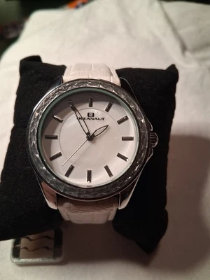 Oceanaut手表Oc1411珍珠白色表盘白色皮革表带 — 第 1/3 张图片