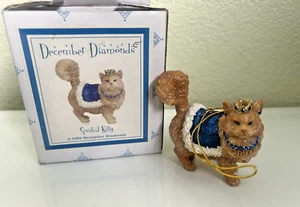 December Diamonds Spoiled Kitty Ornament 2006 Comes with Original Box - Picture 1 of 6