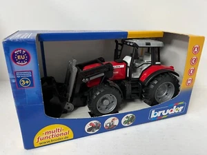 BRUDER - MASSEY FERGUSON 7480 with forks - 1:16 Scale - BRU2042 (**NEW**) - Picture 1 of 4