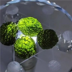 Vidrio de impacto de meteorito checo 17,4 g GEMA VERDE MOLDAVITA - 4 piezas L388 - Imagen 1 de 10