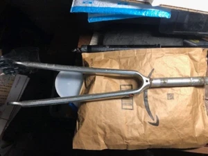 Kinesis 6061 Road Fork Aluminum 700C 1" Threaded 7 3/8" steerer used - Picture 1 of 7