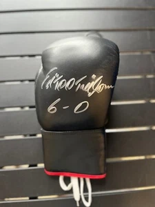 Ed ""Too Tall"" Jones signierter Boxhandschuh Aufschrift ""6-0" Beckett COA - Bild 1 von 5