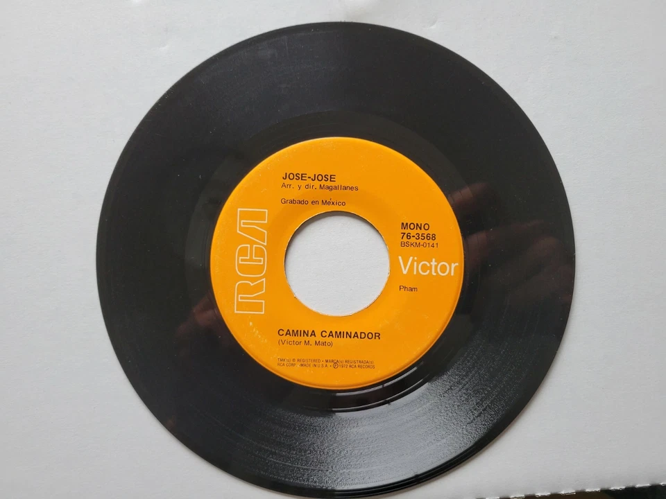JOSE-JOSE - Camina Caminador / Solo Yo Seguire Tiendo Suyo 1972 LATIN POP Ballad - Image 1 of 2