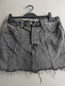 Levis black denim skirt size 28 waist - Picture 1 of 3