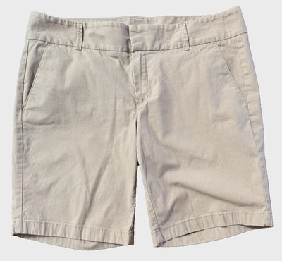 J. Pantalones cortos chinos Frankie Crew beige topo mezcla de algodón 8 en entrepierna para mujer 10 Foto 1 de 4