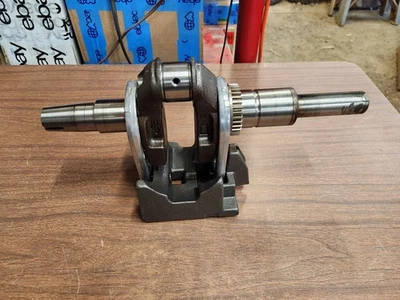 Motor tractor césped Briggs & Stratton modelo 31P677 cigüeñal 797585 595340 Foto 1 de 4